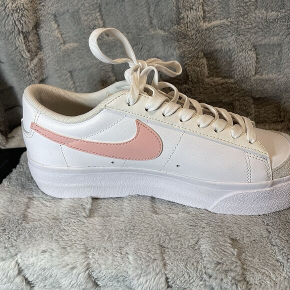 Nike Blazer Platform Low Sneaker Athletic White Pink Glaze Womens Size 7.5 - Picture 6 of 14